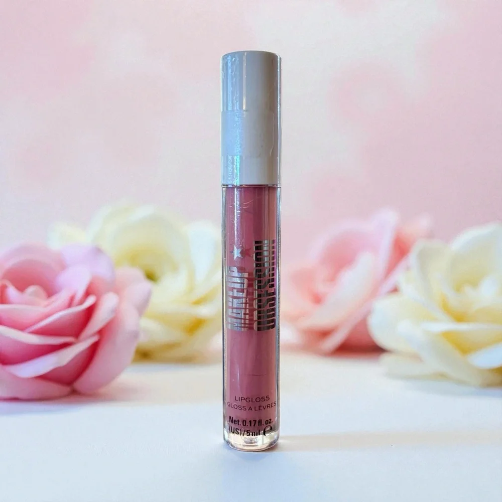 💎 Makeup Revolution Obsession Lip Gloss in Color Forever New & Sealed